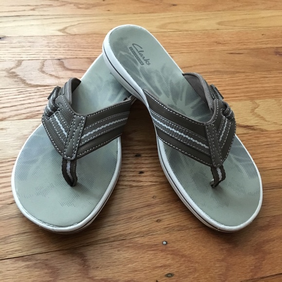 clarks flip flops kids 2018